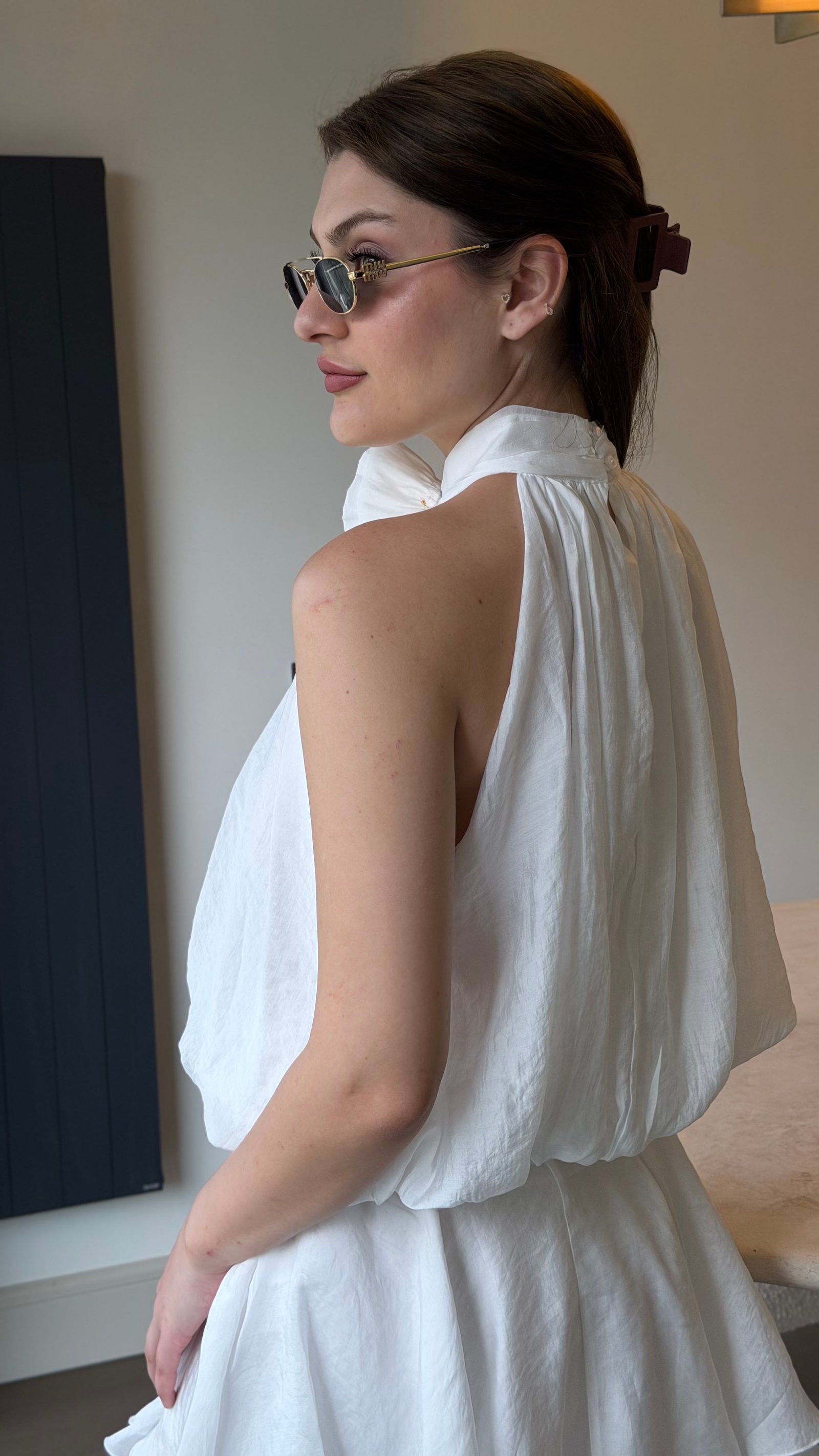 Gül Detaylı Bluz Etek Takım - Beyaz