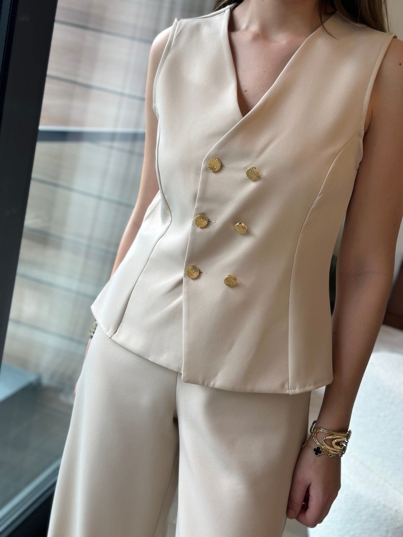 Düğmeli Yelek Takım - Taş