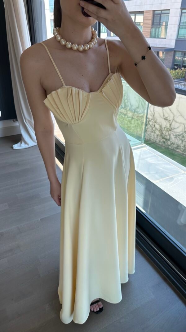 Göğüs Detaylı Elbise - Sarı