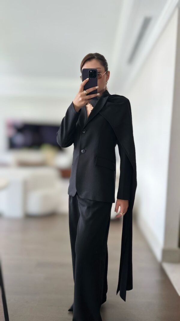 Şal Detaylı Blazer Takım - Siyah